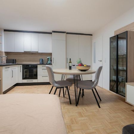 Modern Apartment, Full Kitchen, For 6 Gmunden Exterior photo
